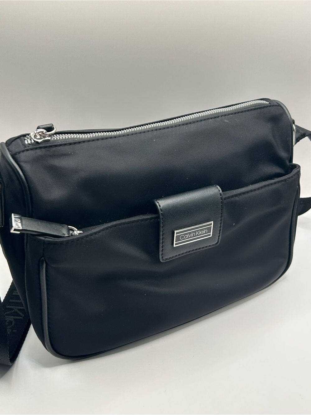 Calvin Klein Black Nylon Shoulder/Crossbody Bag
